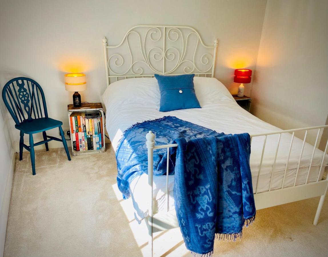 Pass The Keys Superbly Located Handsome Georgian Townhouse シュルーズベリー エクステリア 写真
