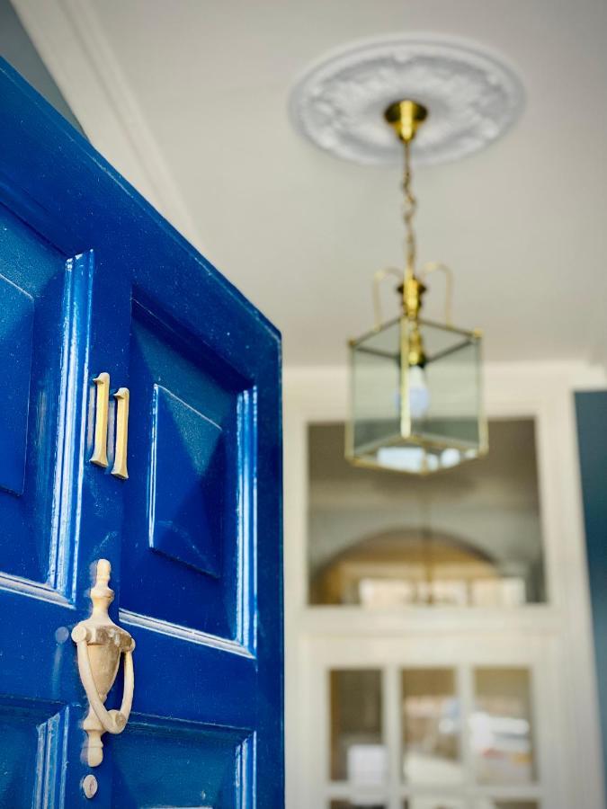 Pass The Keys Superbly Located Handsome Georgian Townhouse シュルーズベリー エクステリア 写真
